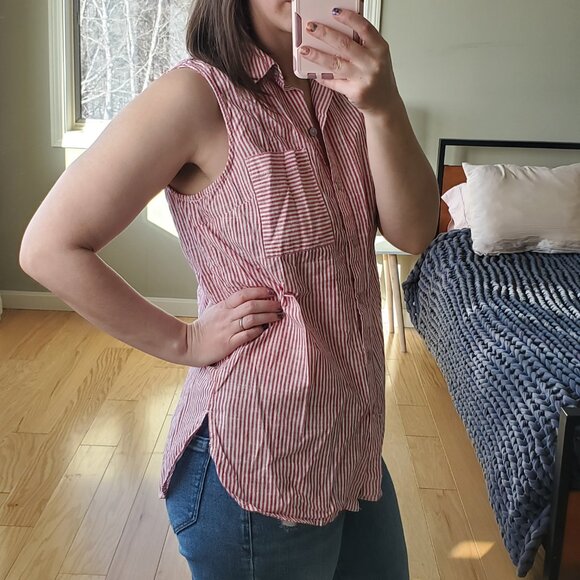 Faded Glory red and white striped button down collared tank top - Picture 4 of 5